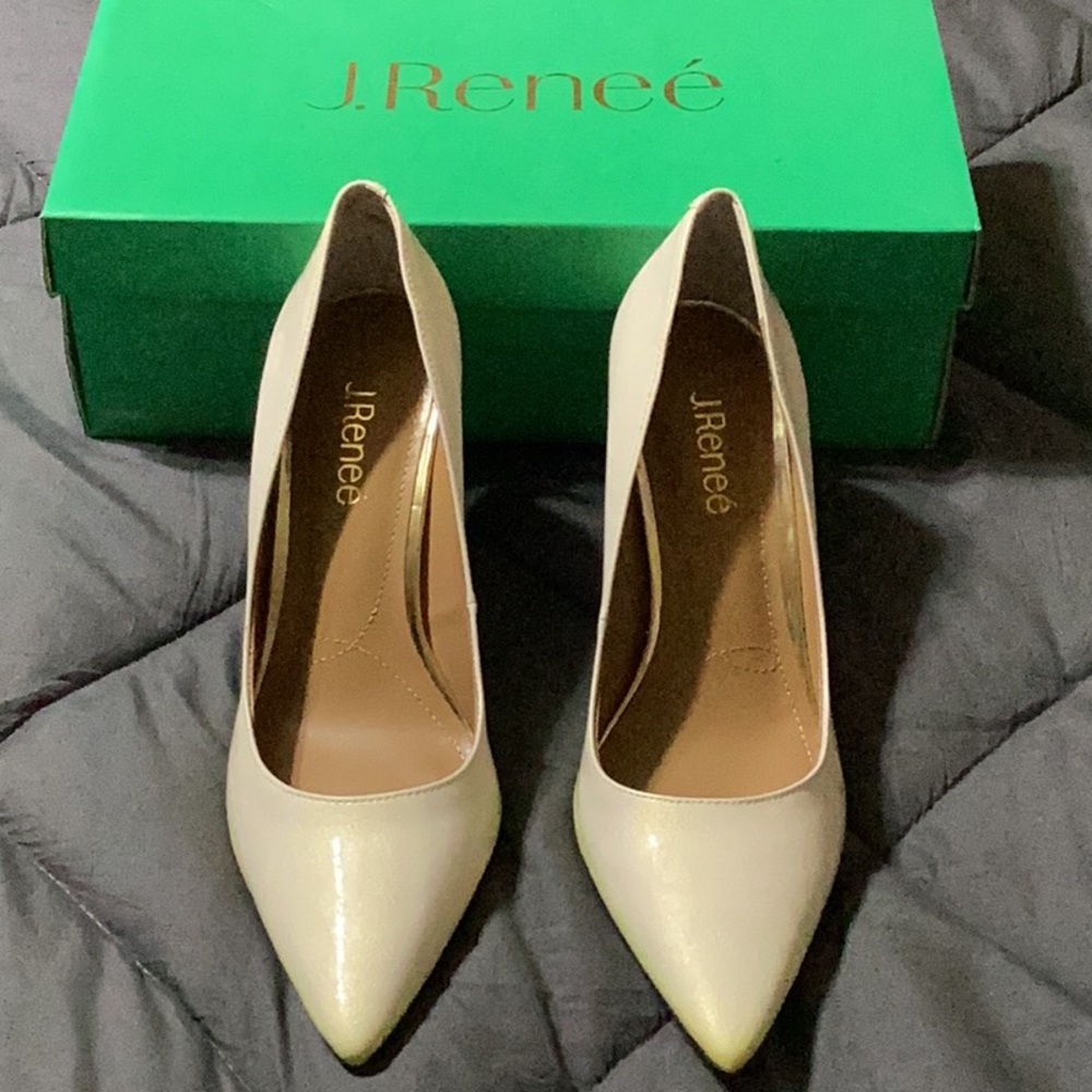 J.Renee Cream Pointed Toe Heels
